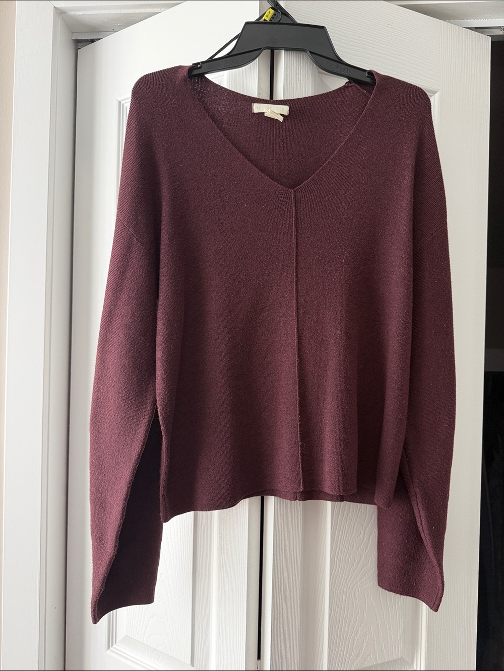 H&M Women's V-Neck Sweater in Deep Burgundy